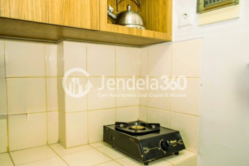 Kitchen 2BR Serpong Green View Apartment at Tower B