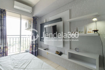 Bedroom Well-Decorated Studio Apartment with Stunning Scenery at Serpong Green View Apartment