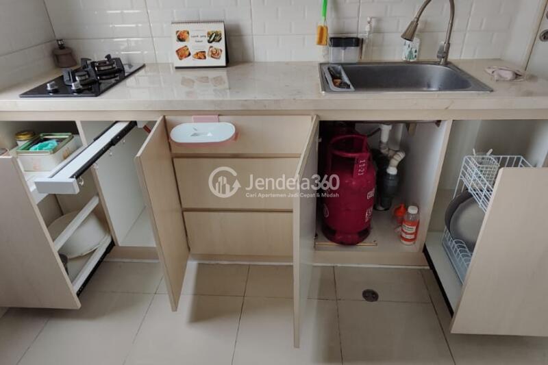 Kitchen 2BR Sunter Icon Apartment at High Floor