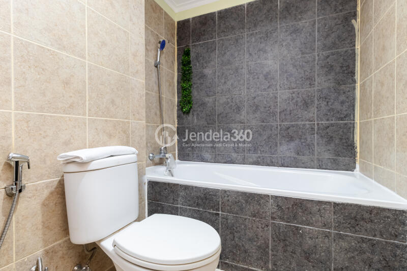 Bathroom Marbella Kemang Residence Apartment 2BR Fully Furnished
