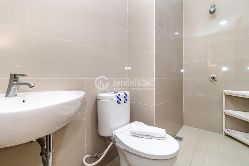 Balcony Fancy 1BR Apartment at B Residence BSD High Floor