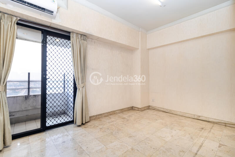 Bedroom 1 3BR Apartment with City view View at BonaVista Apartment