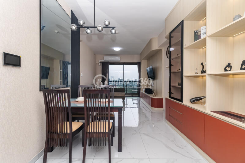 Dining Room 3BR Sky House Alam Sutera Apartment at Tower Castilla