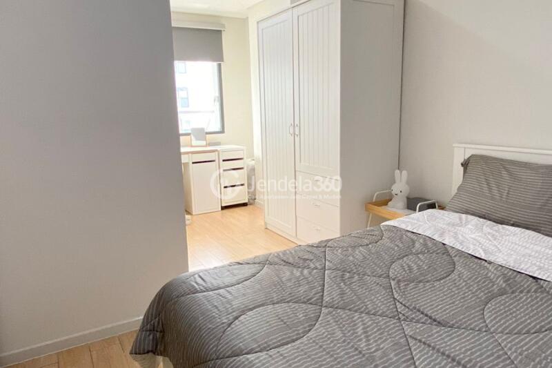 Bedroom 1 Flawless 2BR Apartment Middle Floor with City View at Daan Mogot City Apartment