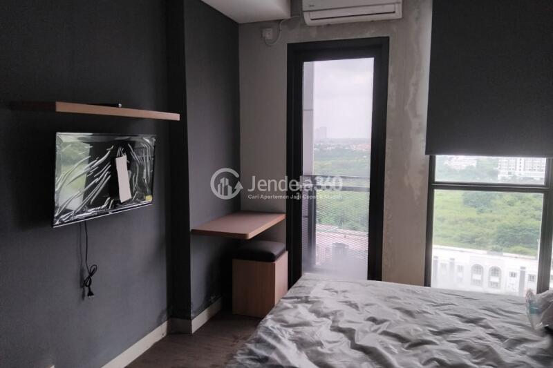 Bedroom Strategic Location Studio Apartment at Monroe Jababeka Apartment Middle Floor