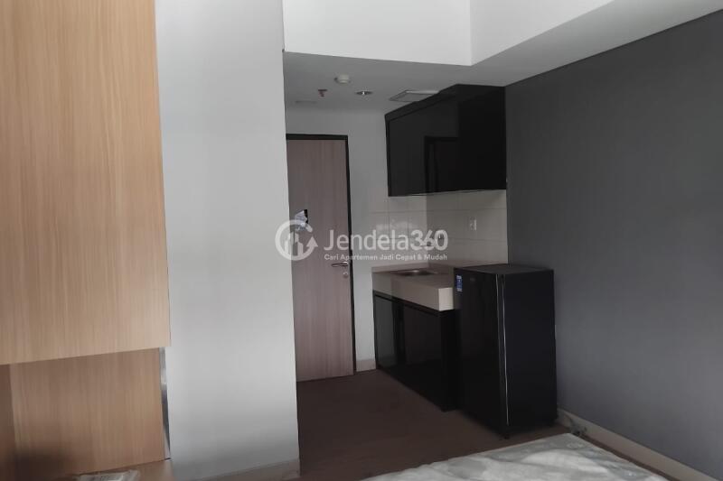 Bedroom Strategic Location Studio Apartment at Monroe Jababeka Apartment Middle Floor