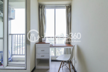 Bedroom High Floor Studio Apartment with Jakarta International Equestrian Park View at Tifolia Apartment