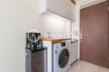 Kitchen High Floor Studio Apartment with Jakarta International Equestrian Park View at Tifolia Apartment