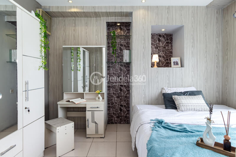 Bedroom 1 2BR Green Bay Pluit Apartment at Middle Floor