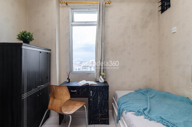 Bedroom 2 2BR Green Bay Pluit Apartment at Middle Floor