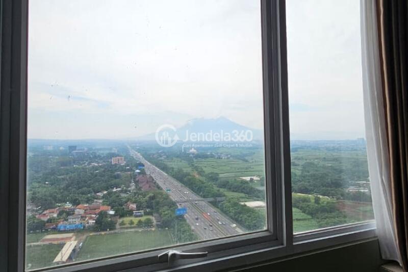 Bedroom Stylish Studio Apartment High Floor with Salak Mountain View at LRT City Sentul Apartment