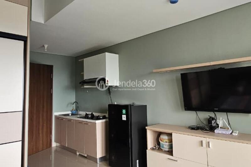 Bedroom Stylish Studio Apartment High Floor with Salak Mountain View at LRT City Sentul Apartment