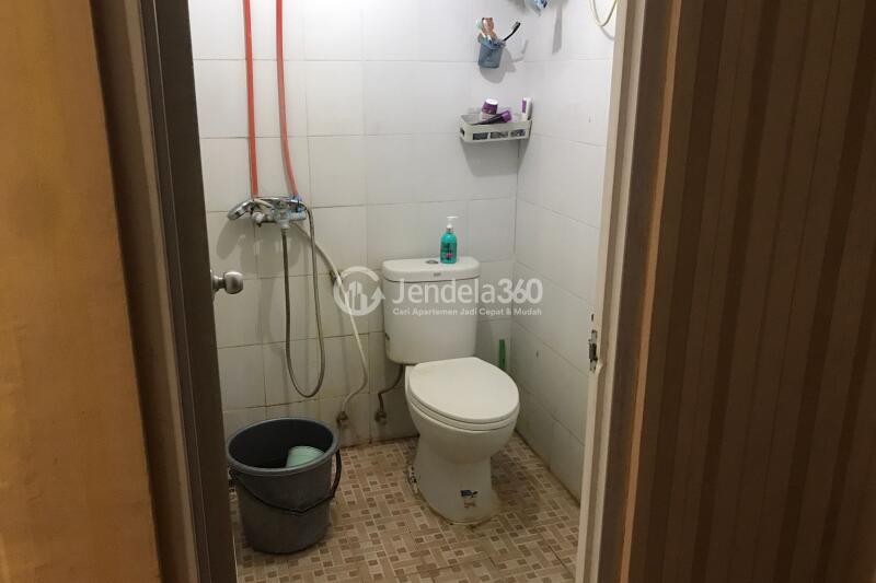 Bathroom 2BR The Suites @ Metro Bandung Apartment at Tower C