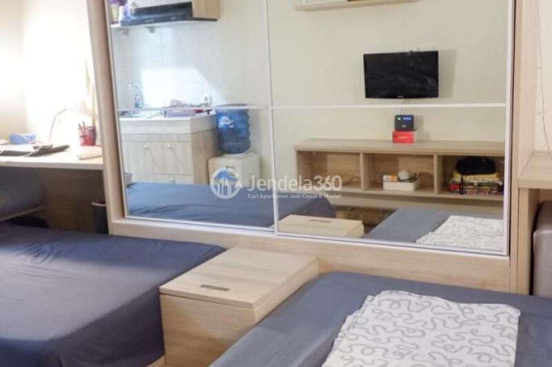 Bedroom Homey Studio Apartment at Evenciio Apartment Low Floor