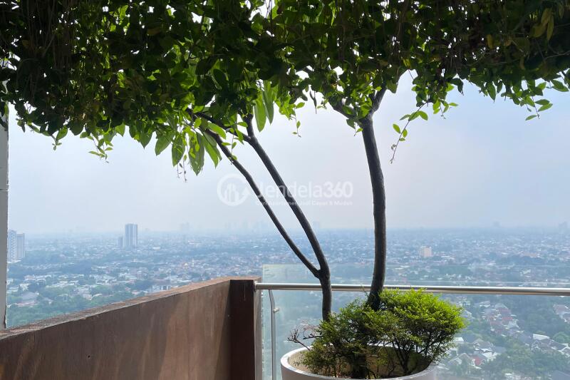 Balcony 1BR The Accent Bintaro Apartment at Tower -