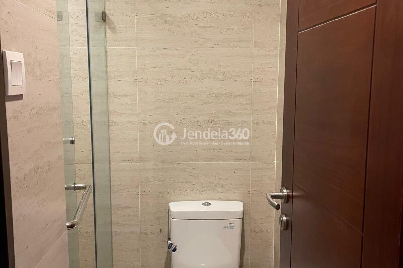 Bathroom 1BR The Accent Bintaro Apartment at Tower -