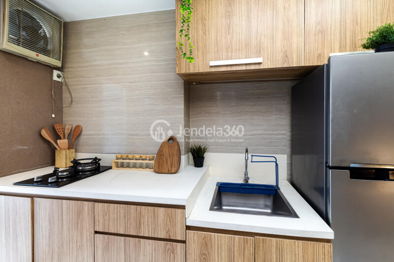 Kitchen Low Floor 2BR Apartment with  View at Green Bay Pluit Apartment