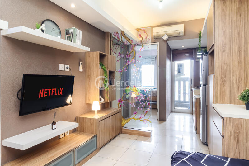 Living Room Low Floor 2BR Apartment with  View at Green Bay Pluit Apartment