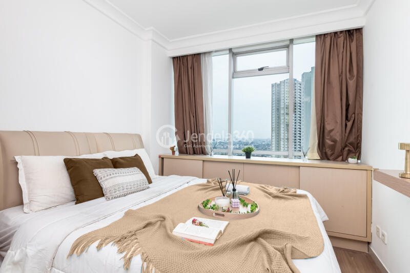 Bedroom 1 Well Furnished 2BR Apartment at Kuningan Place Apartment Middle Floor