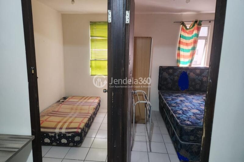 Bedroom 2BR Apartment with  View at Modernland Golf Apartment