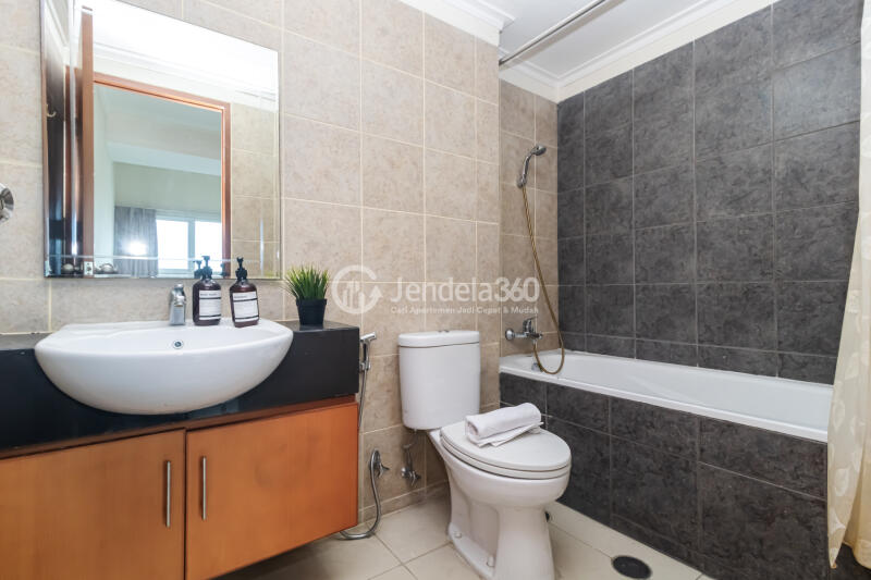 Bathroom Stunning 2BR Apartment Low Floor with City view View at Marbella Kemang Residence Apartment