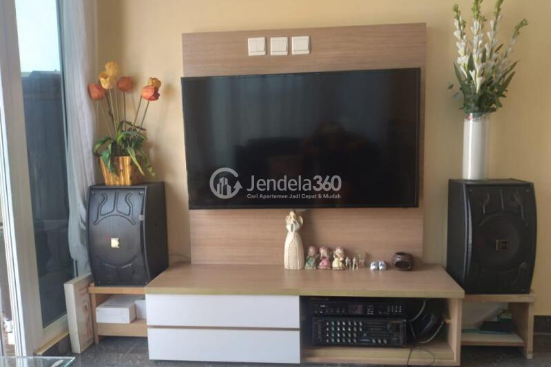 Living Room Modern 3BR Apartment Low Floor with - View at Sunter Park View Apartment