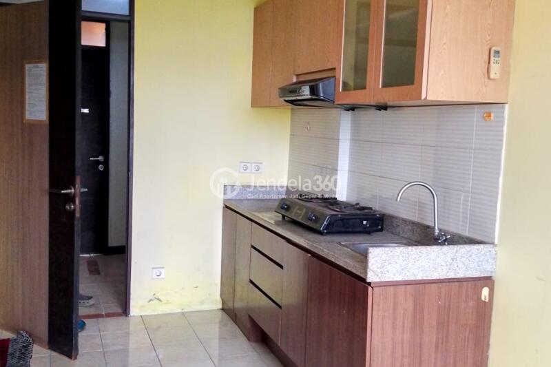 Kitchen 2BR Apartment with Street View at The Edge Superblock Apartment