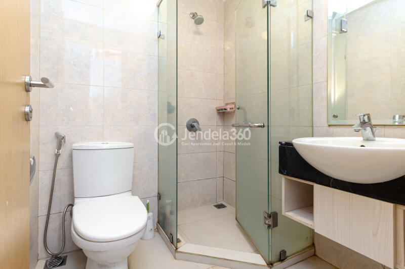 Bathroom The Mansion Kemayoran Bougenville 1BR Fully Furnished