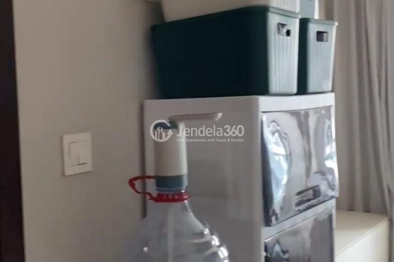 Kitchen Excellent 2BR Apartment High Floor with City View at Green Sedayu Apartment