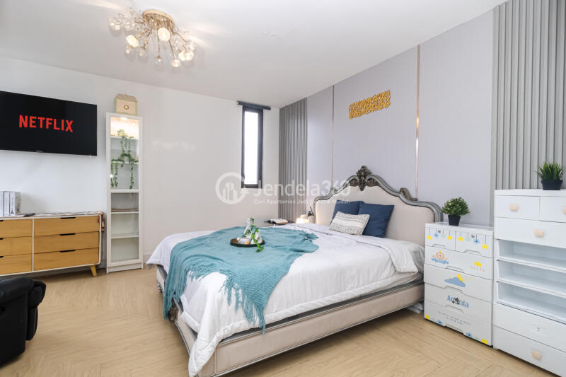 Bedroom 1 High Floor 3BR Apartment with City View at Taman Rasuna Apartment