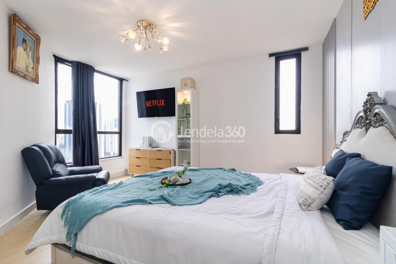 Bedroom 1 High Floor 3BR Apartment with City View at Taman Rasuna Apartment