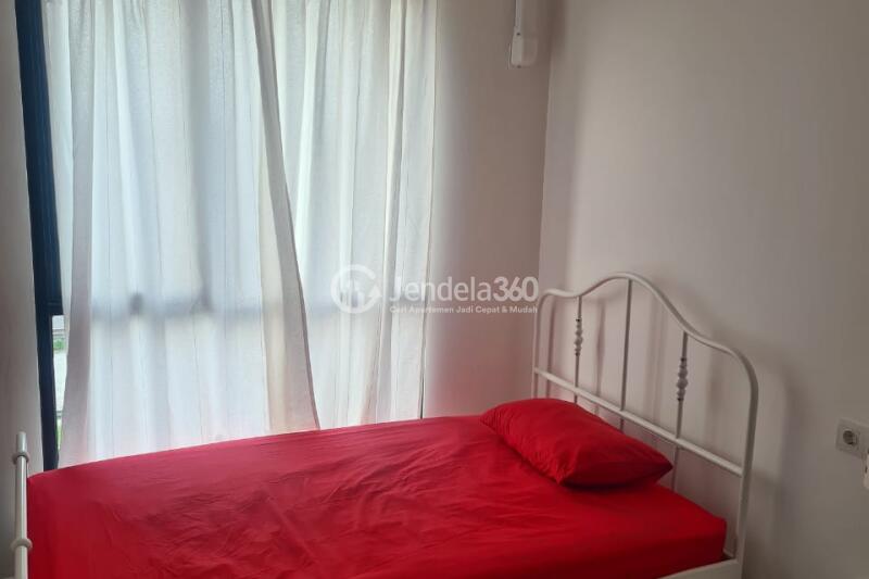 Bedroom Low Floor Studio Apartment with City View at Sky House Alam Sutera