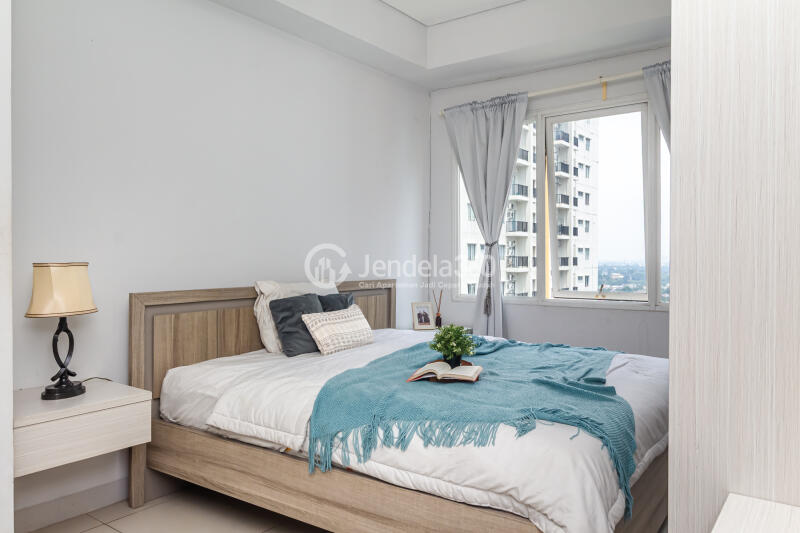 Bedroom 1 3BR Apartment with City View at Aspen Residence Apartment