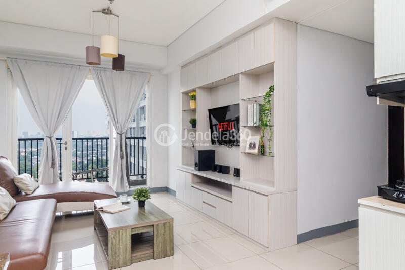 Living Room 3BR Apartment with City View at Aspen Residence Apartment