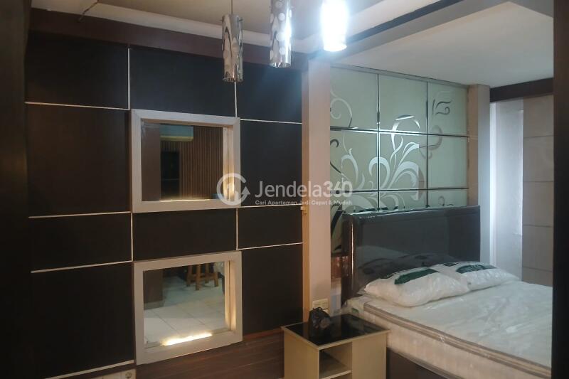 Bedroom Modern Studio Apartment at Modernland Golf Apartment Low Floor