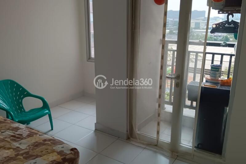 Bedroom Excellent 1BR Apartment Low Floor with Jogging Park View at Sentraland Cengkareng Apartment