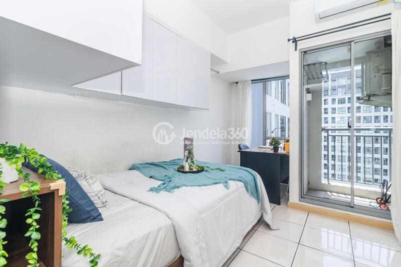 Bedroom Lovely Studio Apartment High Floor with Pool View at M Town Residence Serpong
