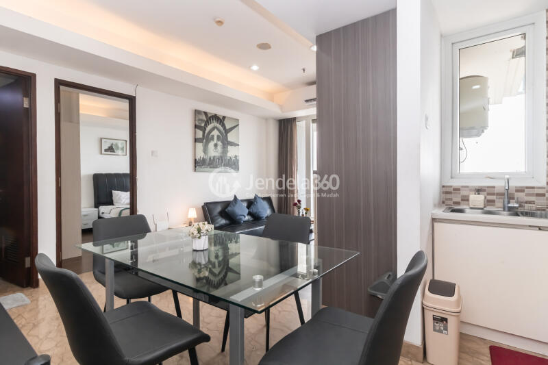 Dining Room Royale SpringHill Residence 1BR View City
