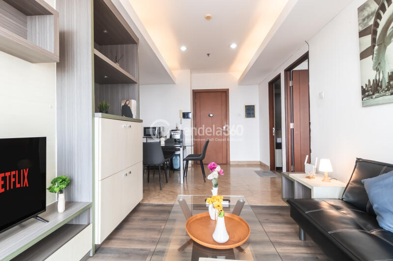 Living Room Royale SpringHill Residence 1BR View City
