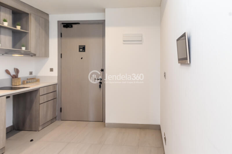 Living Room Stunning 2BR Apartment High Floor with City View at Fatmawati City Center Apartment