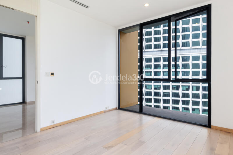 Bedroom Middle Floor 1BR Apartment with City View at Izzara Apartment