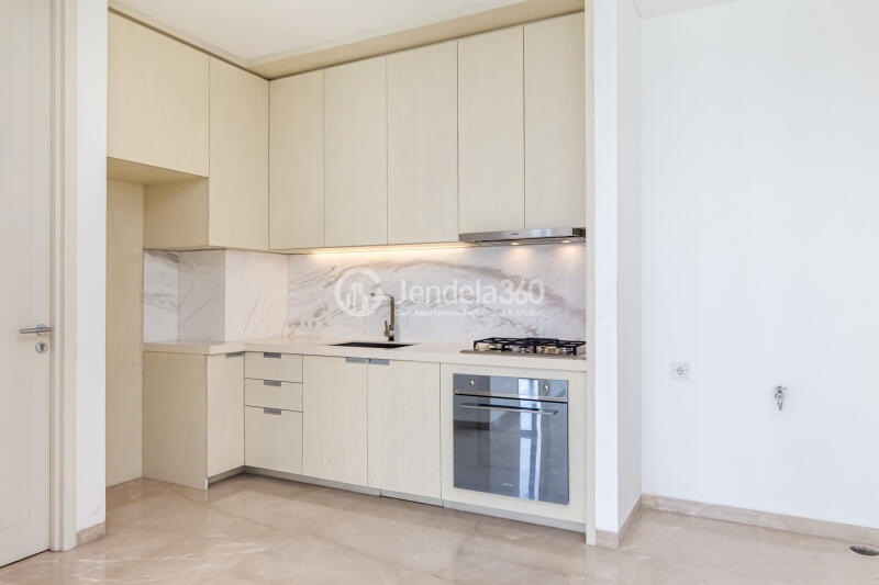 Kitchen Middle Floor 1BR Apartment with City View at Izzara Apartment