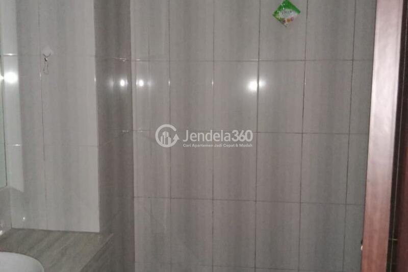 Bathroom Elegant Studio Apartment at Galeri Ciumbuleuit 2 Apartment Middle Floor