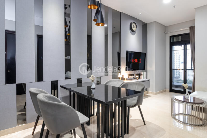 Dining Room Elegant 3BR Apartment Middle Floor with City View at Sudirman Suites Jakarta