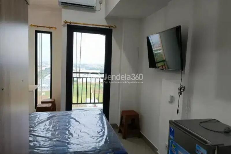 Bedroom Studio Apartment with  View at Sayana Apartment