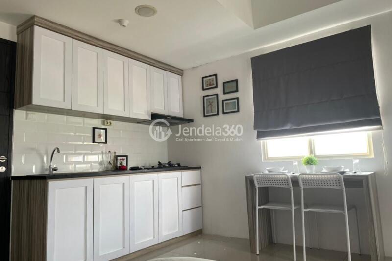 Kitchen Decorative Studio Apartment at Baileys City Apartment Low Floor