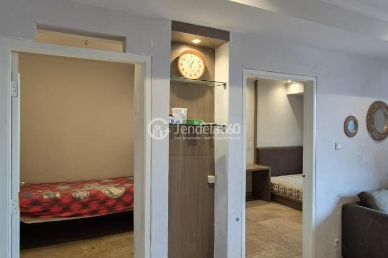 Living Room 2BR Apartment with  View at Hayam Wuruk Apartment