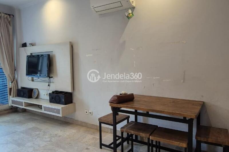 Living Room 2BR Apartment with  View at Hayam Wuruk Apartment