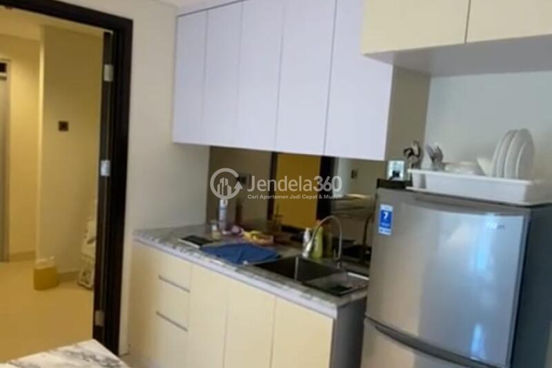 Kitchen Flawless 2BR Apartment High Floor with City View at Aspen Residence Apartment