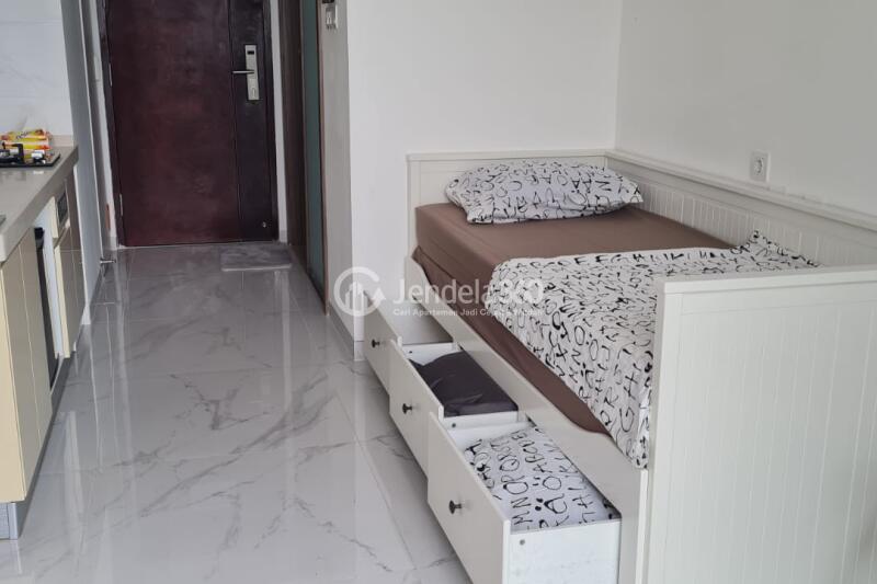 Bedroom Studio Sky House BSD Apartment at Low Floor